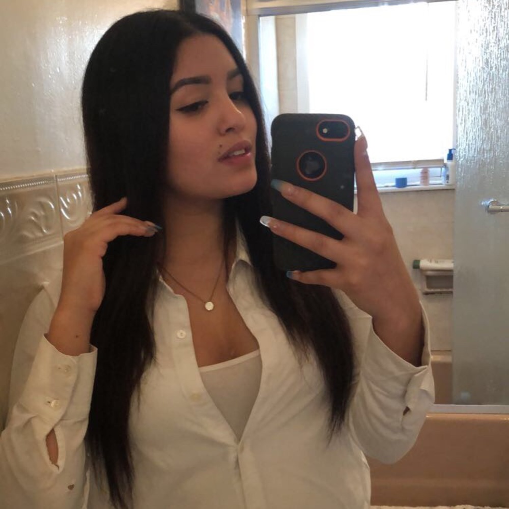 Meet your Posher, Jazmin